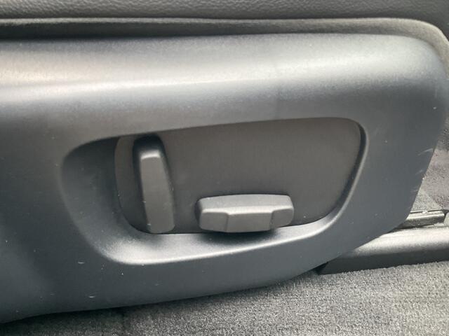 Land Rover Velar Range Rover 2.0 I4 Turbo AWD R-Dynamic Pano HUD Meridian Leer Stuur/Stoelverw Memory VOL!