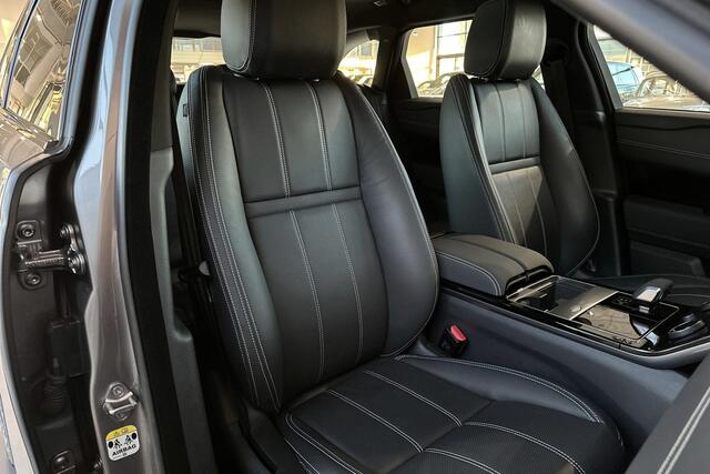 Land Rover Velar Range Rover P400e R-Dynamic SE | Panoramadak | Cold Climate Pack