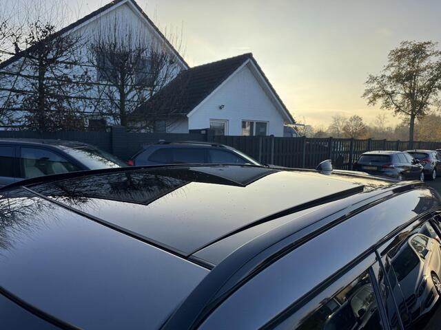 Land Rover Velar Range Rover 3.0 V6 AWD R-Dynamic HSE | Panoramadak | Camera | 22 Inch Lichtmetalen Velgen | Navigatie |