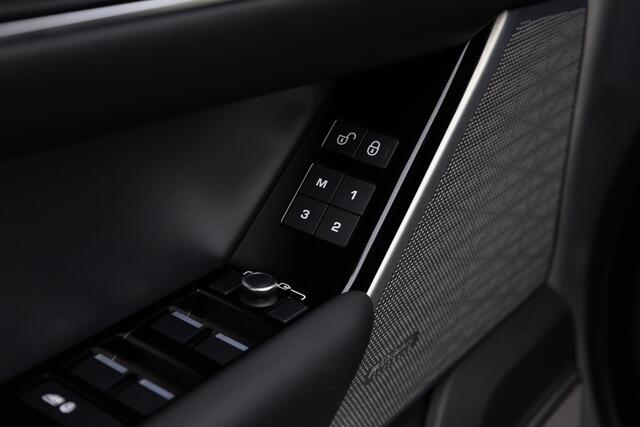 Land Rover Velar Range Rover 2.0 P300 Turbo AWD R-Dynamic HSE | Panoramadak | Head Up |