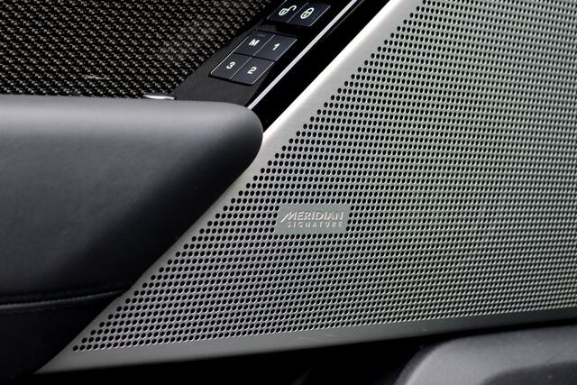 Land Rover Velar Range Rover 5.0 V8 SV Autobiography Dynamic Edition Aut8 | Panoramadak | Adaptieve Cruise Control | Meridian Signature | Massage | Stoelventilatie | Verwarmd Stuurwiel | HUD |