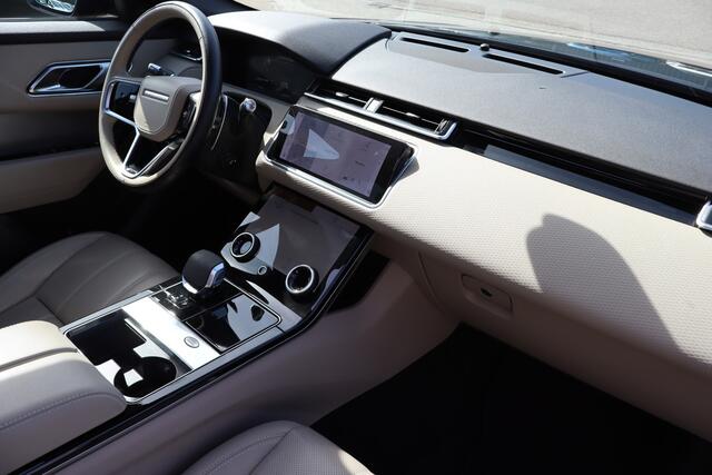 Land Rover Velar Range Rover 2.0 P400e R-Dynamic Dealeronderhouden/Panoramadak/Elektrische stoelen met geheugen/360° Camera/Apple carplay/Meridian audio/Cruise control/Climate control/Elektrische achterklep/DAB