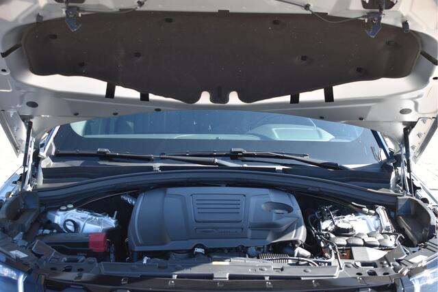 Land Rover Velar Range Rover 2.0 P250 Turbo AWD R-Dynamic S Driver Pack | Pano.dak | Afn.trekhaak | Camera | Keyless | Elekt.stoelen | Adapt.CC | Stoelverwarming | Full LED