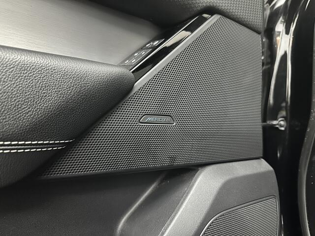 Land Rover Velar Range Rover 250 pk AWD R-Dynamic S | 360 Camera | Panorama | ACC | Leder | Meridian | 2021 | Memory | Stoelventilatie | Carbon | Black-Optic | Sfeerverlichting | NL Auto | NAP | Dealer onderhouden. Btw Auto | 32825,= ex btw | 23925,= ex btw & ex bpm.