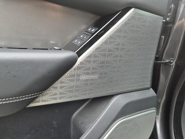 Land Rover Velar Range Rover 2.0 P400e R-Dynamic SE Trekhaak/22Inch/Massage/Meridian/Keyless etc.