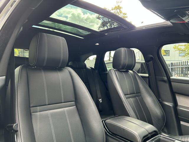Land Rover Velar Range Rover 3.0 D300 AWD R-Dynamic HSE | Dealer Onderhouden | Panoramadak | Adaptive Cruise | Luchtvering | Camera |