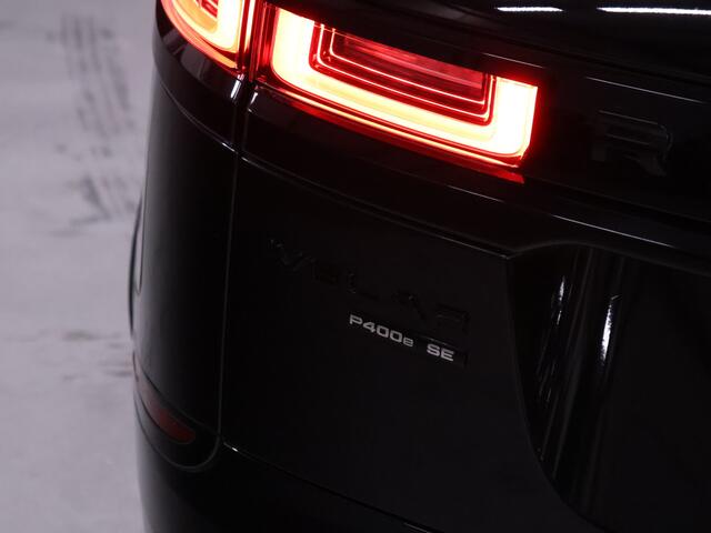 Land Rover Velar Range Rover 2.0 P400e R-Dynamic HSE [SCHUIFKANTELDAK, MERIDAN AUDIO, APPLE CARPLAY, TREKHAAK AFNEEMBAAR, CAMERA,DIGITAL DASH, HEAD UP, STUUR.STOELVERWARMING, ELEK.. ACHTERKLEP,