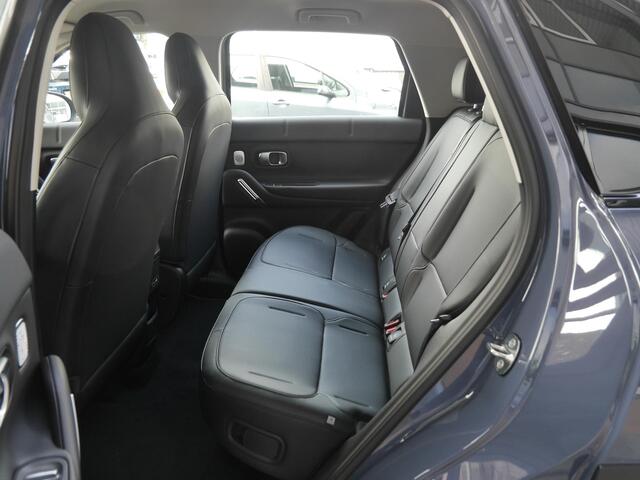 Leapmotor B03X ProMax Design 53 kWh | Hoge instap | Camera | 18inch velgen | Carplay | Navigatie | Keyless entry en start