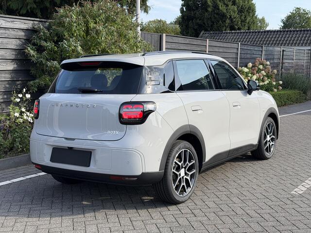 Leapmotor B03X Design ProMax 53 kWh 197PK Automaat Navigatie, Camera 360, Lichtmetalen velgen, Kunstlederen bekleding, Stoel & Stuurwielverwarming – foto 10