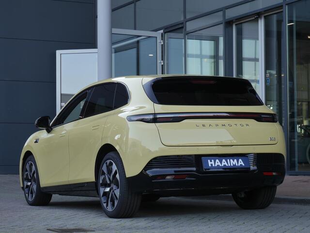Leapmotor B05 ProMax Design 67.1 kWh | Panoramadak | Elektrisch verstelbare stoelen | Stuurwiel verwarming | Apple carplay/Android auto | Sfeerverlichting | Regensensor | Privacyglas | 19 inch lichtmetalen velgen