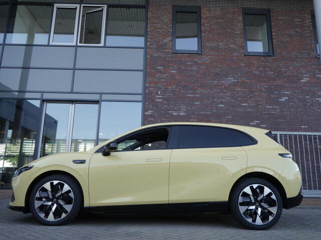 Leapmotor B05 ProMax Design 67.1 kWh | Panoramadak | Elektrisch verstelbare stoelen | Stuurwiel verwarming | Apple carplay/Android auto | Sfeerverlichting | Regensensor | Privacyglas | 19 inch lichtmetalen velgen