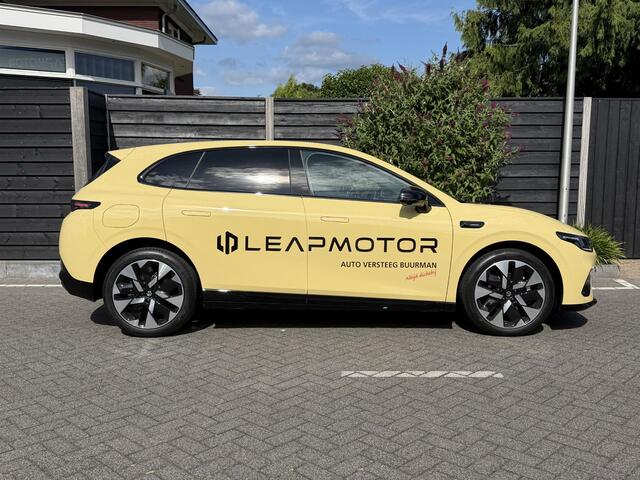 Leapmotor B05 Design ProMax 67.1 kWh 218PK Automaat Navigatie, Camera 360, Lichtmetalen velgen, Elektrische Achterklep, Kunstlederen bekleding, Stoel & Stuurwielverwarming