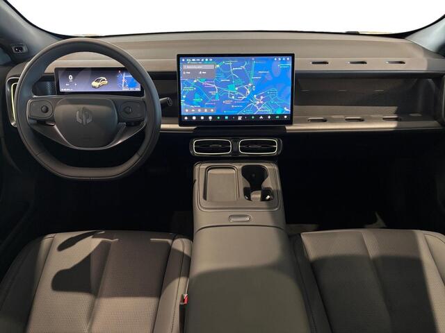 Leapmotor B05 ProMax Design 67.1 kWh | PANODAK | ELEKTR. STOEL | NAVI | CARPLAY |