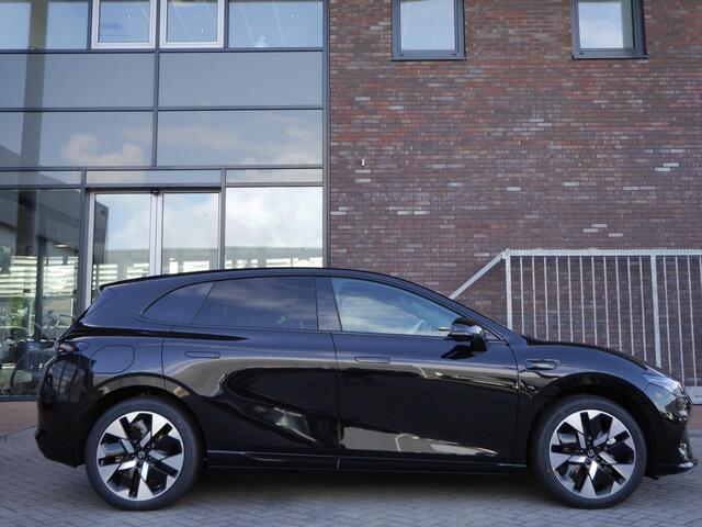 Leapmotor B05 ProMax Design 67.1 kWh | Panoramadak | Elektrisch verstelbare stoelen | Stuurwiel verwarming | Apple carplay/Android auto | Sfeerverlichting | Regensensor | Privacyglas | 19 inch lichtmetalen velgen