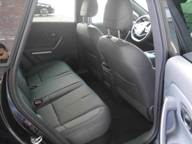 Leapmotor B05 ProMax Design 67.1 kWh | Panoramadak | Elektrisch verstelbare stoelen | Stuurwiel verwarming | Apple carplay/Android auto | Sfeerverlichting | Regensensor | Privacyglas | 19 inch lichtmetalen velgen