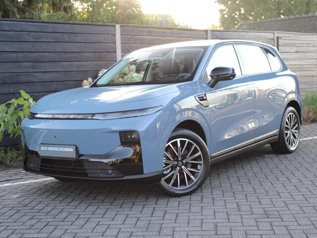 Leapmotor B10 Design ProMax 67.1 kWh 218PK Automaat Navigatie, Camera 360, Lichtmetalen velgen, Elektrische Achterklep, Kunstlederen bekleding, Stoel Verwarming & Ventilatie