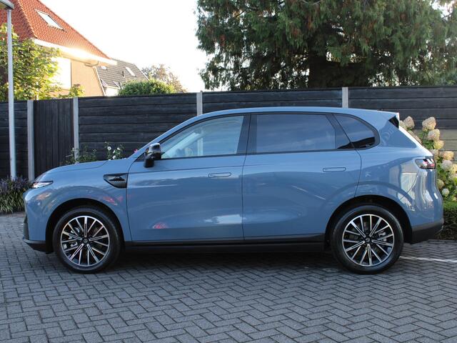 Leapmotor B10 Design ProMax 67.1 kWh 218PK Automaat Navigatie, Camera 360, Lichtmetalen velgen, Elektrische Achterklep, Kunstlederen bekleding, Stoel Verwarming & Ventilatie