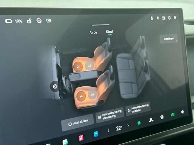 Leapmotor B10 Design ProMax 67.1 kWh | DEMO AUTO | ** beschikbaar per 01-05-2026 ** Automaat | 434 km WLTP | Leder | Navi |