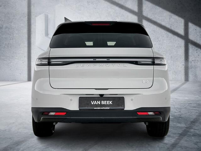 Leapmotor B10 Design ProMax 67.1 kWh | **UIT VOORRAAD LEVERBAAR** | Automaat | 434 km WLTP | Leder | Navi |