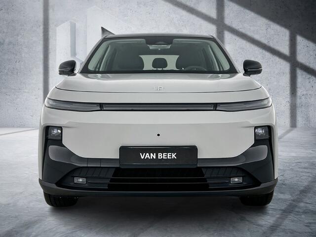 Leapmotor B10 Design ProMax 67.1 kWh | **UIT VOORRAAD LEVERBAAR** | Automaat | 434 km WLTP | Leder | Navi |