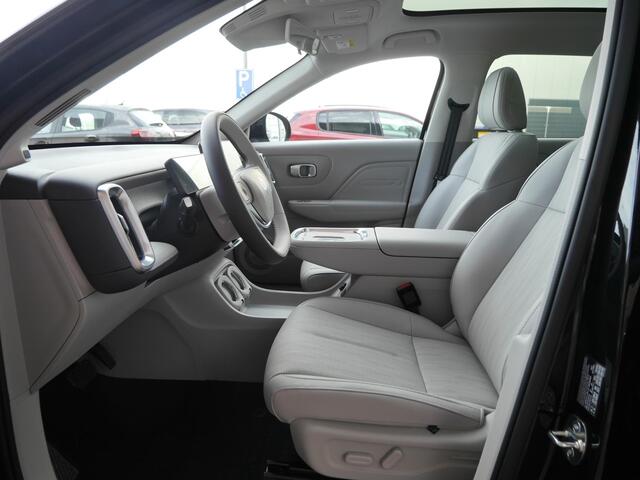 Leapmotor B10 Design ProMax 67.1 kWh | Licht interieur kleur | Navigatie | Rondom camera | 18inch Velgen | Elektrisch bedienbare achterklep | Panoramdak | Stoel verwarming en ventilatie | Stuurverwarming | Uit voorraad leverbaar