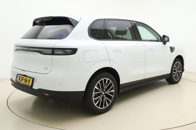 Leapmotor B10 Design ProMax 67.1 kWh Wltp 434km | 750kg trekgewicht | Stoel en stuur verwarming/verkoeling | 360 graden camera | Lederen bekleding | Panoramadak | LED | Regensensor | Sfeerverlichting | Elektrisch verstelbare voorstoelen