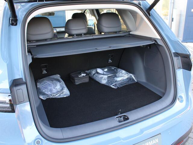 Leapmotor B10 Design ProMax 67.1 kWh 218PK Automaat Navigatie, Camera 360, Lichtmetalen velgen, Elektrische Achterklep, Kunstlederen bekleding, Stoel Verwarming & Ventilatie