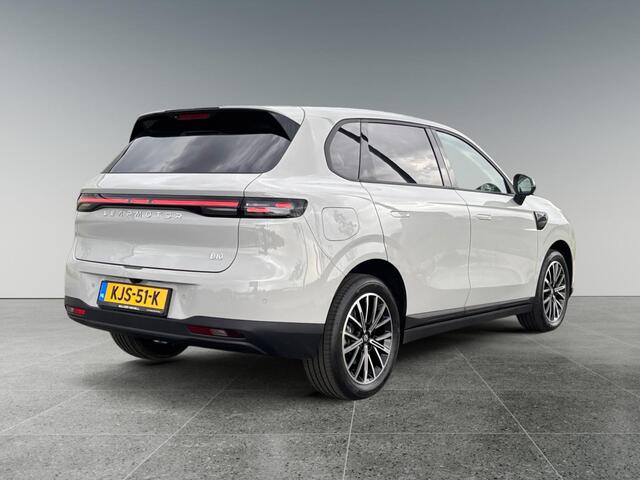 Leapmotor B10 Design Hybrid REEV 218pk | PANODAK | STOELVERW + KOELING | ELEKTR. STOEL | APPLE CARPLAY / ANDROID AUTO | 360° CAMERA |