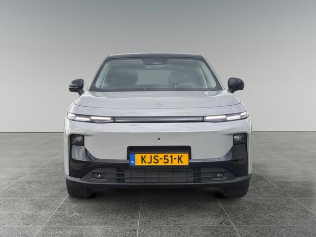 Leapmotor B10 Design Hybrid REEV 218pk | PANODAK | STOELVERW + KOELING | ELEKTR. STOEL | APPLE CARPLAY / ANDROID AUTO | 360° CAMERA |
