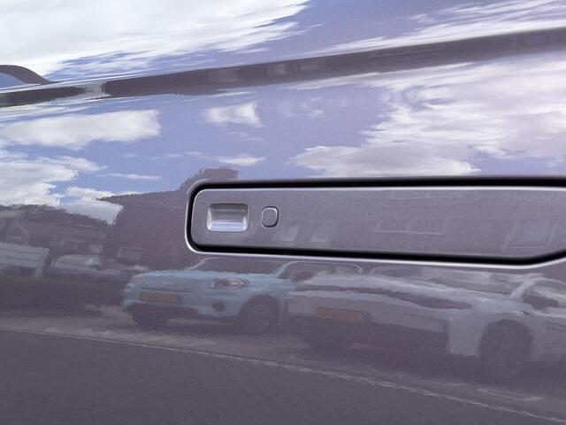 Leapmotor B10 Design Hybrid EV 18.8 kWh 218PK Automaat Navigatie, Camera 360, Lichtmetalen velgen, Elektrische Achterklep, Kunstlederen bekleding, Stoel Verwarming & Ventilatie