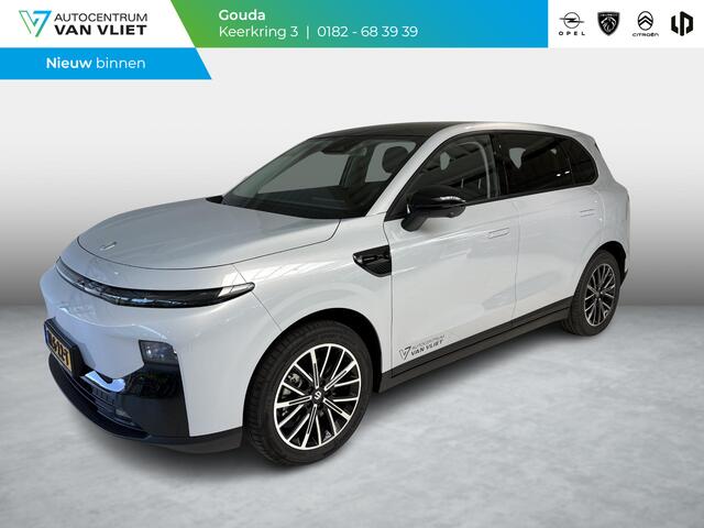 Leapmotor B10 Design ProMax 67.1 kWh | Navigatie | 360 Camera | Panoramadak