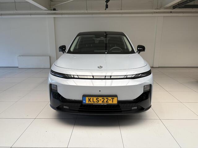 Leapmotor B10 Design ProMax 67.1 kWh | Navigatie | 360 Camera | Panoramadak