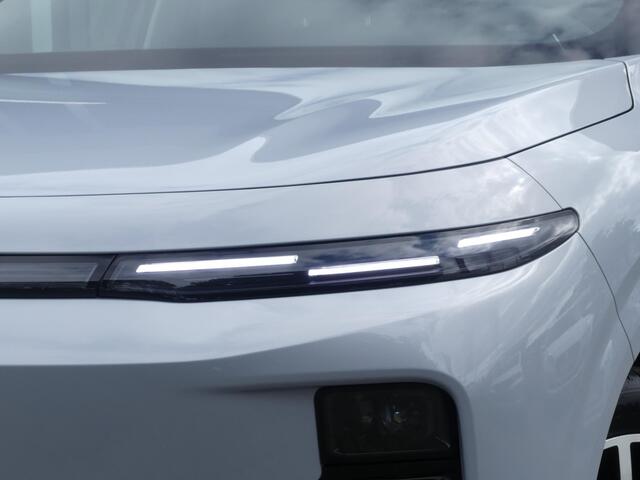 Leapmotor B10 Design ProMax 67.1 kWh 218PK Automaat Navigatie, Camera 360, Lichtmetalen velgen, Elektrische Achterklep, Kunstlederen bekleding, Stoel Verwarming & Ventilatie