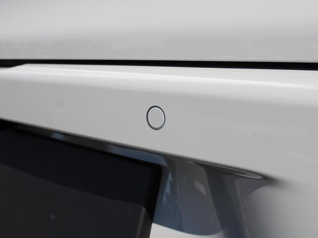 Leapmotor C10 REEV Design 28.4 kWh 215PK Automaat Camera systeem rondom, Stoelverwarming/koeling, Panoramadak, Navigatie