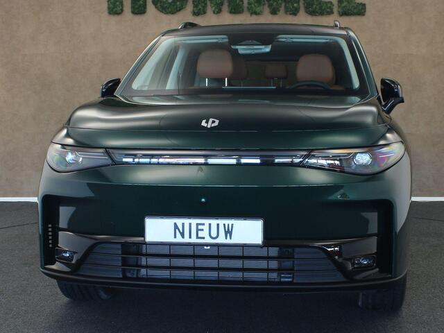 Leapmotor C10 REEV Design 28.4 kWh PLUGIN - ELEKTRISCHE ACHTERKLEP - DODEHOEKDETECTIE - KEYLESS START - PANORAMADAK - LICHTMETALEN VELGEN - NAVIGATIESYSTEEM FULL-MAP - APPLE CARPLAY/ANDROID AUTO - 360 CAMERA - STOELVERWARMING/VENTILATIE