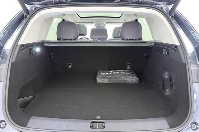 Leapmotor C10 Design REEV 28.4 kWh | Nieuwe auto | Gecombineerde actieradius WLTP 974km | 1500 kg Trekgewicht | Diverse kleuren leverbaar | Full options | Stuurverwarming | Stoelverwarming en koeling | Elektrisch verstelbare voorstoelen | Navigatie | Keyless entry & st