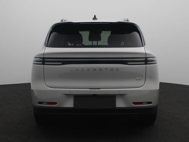Leapmotor C10 Design Pro 69.9 kWh | NU TE BESTELLEN | TOT 4 JAAR GARANTIE | VAN ¤ 42.350,- VOOR ¤ 39.850,-