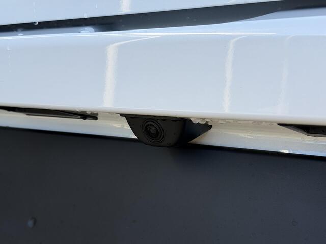 Leapmotor C10 Design REEV 28.4 kWh 215PK Automaat Navigatie, Camera 360, Lichtmetalen velgen, Elektrische Achterklep, Kunstlederen bekleding, Stoel Verwarming & Ventilatie