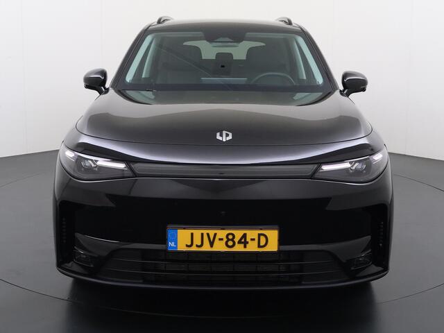 Leapmotor C10 Design REEV 28.4 kWh DEMO:Vraag naar de actuele km stand