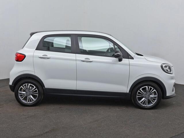 Leapmotor T03 Design | Rijklaar | Adaptive Cruise Control | Panoramadak | Achteruitrijcamera |