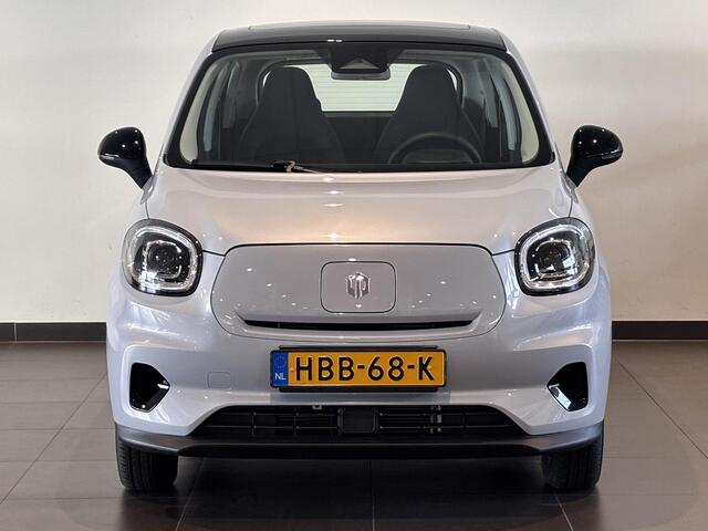 Leapmotor T03 5-deurs Design EV 37.3 kWh 95pk AUTOMAAT | CAMERA | CLIMA | PANODAK | ADAPTIVE CRUISE | DODEHOEKBEW. | LM-VELGEN | NAVI |