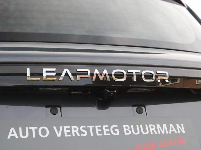 Leapmotor T03 Design 37.3 kWh 95PK Navigatie, Camera achter, Parkeerhulp achter, Audio, Keyless Start, Lichtmetalen velgen