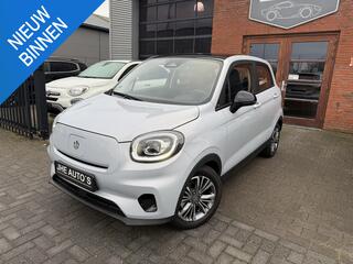 leapmotor-t03-design-37.3-kwh--pan