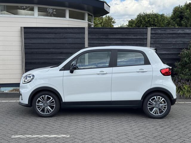 Leapmotor T03 Design 37.3 kWh 95PK Automaat Navigatie, Camera achter, Parkeerhulp achter, Audio, Keyless Start, Lichtmetalen velgen