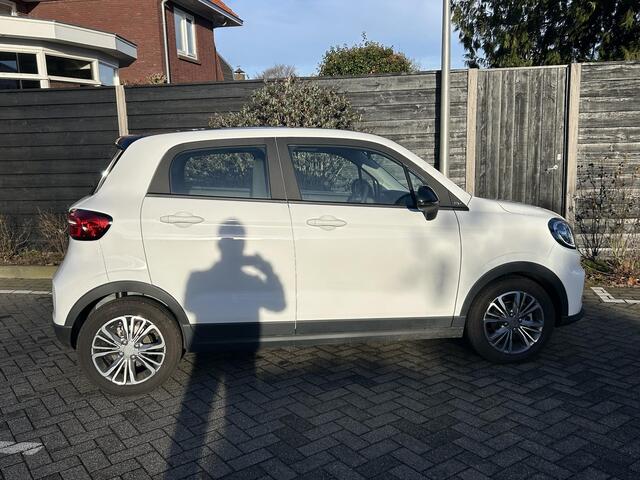 Leapmotor T03 Design 37.3 kWh 95PK Automaat Navigatie, Camera achter, Parkeerhulp achter, Audio, Keyless Start, Lichtmetalen velgen