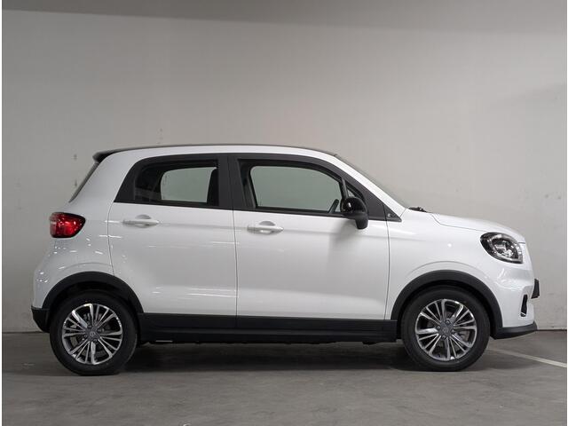 Leapmotor T03 5-deurs Design EV 37,3kWh 95pk AUTOMAAT | CAMERA | CLIMA | PANODAK | ADAPTIVE CRUISE | DODEHOEKBEW. | LM-VELGEN | NAVI |