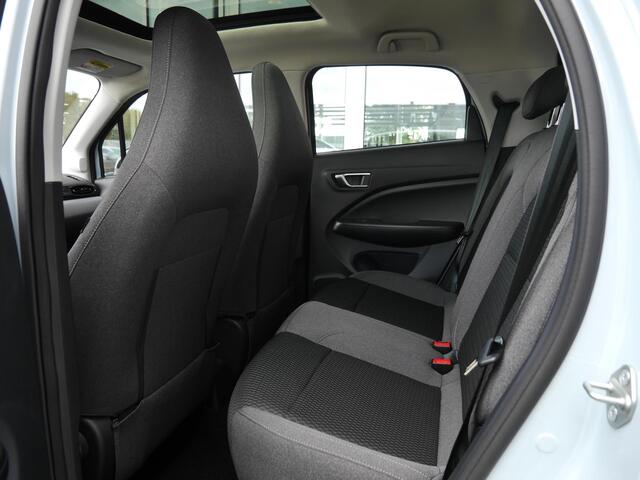 Leapmotor T03 Design 37.3 kWh | Demo | Dodehoek detectie | Lichtmetalen velgen | Camera | Panoramadak | Adaptive cruise control