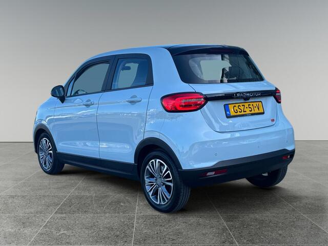 Leapmotor T03 5-deurs Design EV 37,3kWh 95pk AUTOMAAT | CAMERA | CLIMA | PANODAK | ADAPTIVE CRUISE | DODEHOEKBEW. | LM-VELGEN | NAVI |