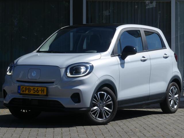 Leapmotor T03 Design 37.3 kWh Navigatie, Park. sensoren achter, Pano dak,