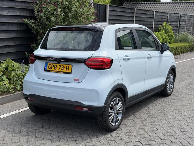 Leapmotor T03 Design 37.3 kWh 95PK Automaat Navigatie, Camera achter, Parkeerhulp achter, Audio, Keyless Start, Lichtmetalen velgen